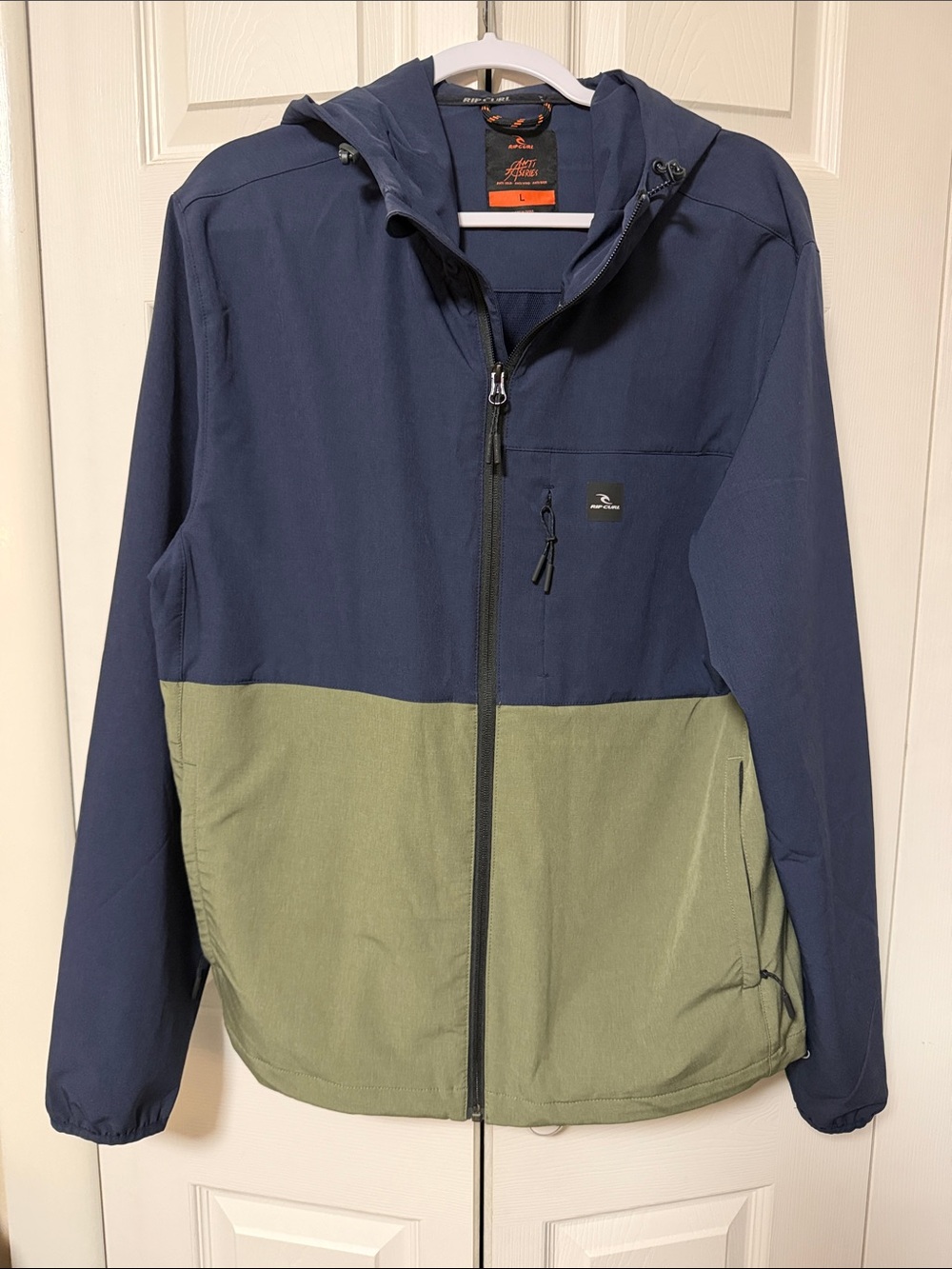 Rip Curl Men's Two-Tone Hooded Windbreaker - Navy & Olive Green
